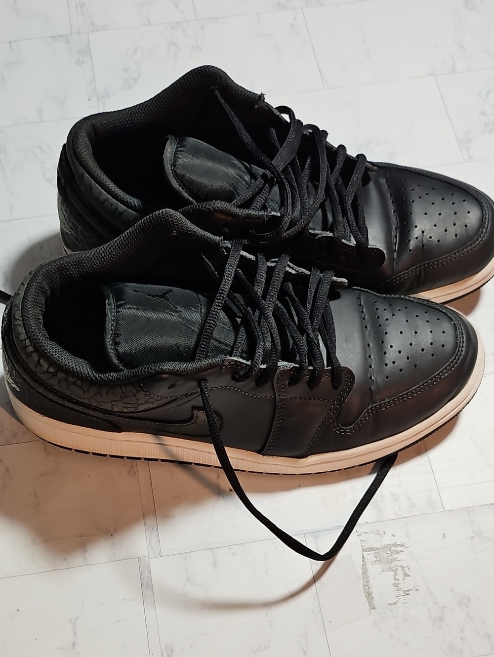 Jordan Black Low-Top Sneakers with Cream Sole